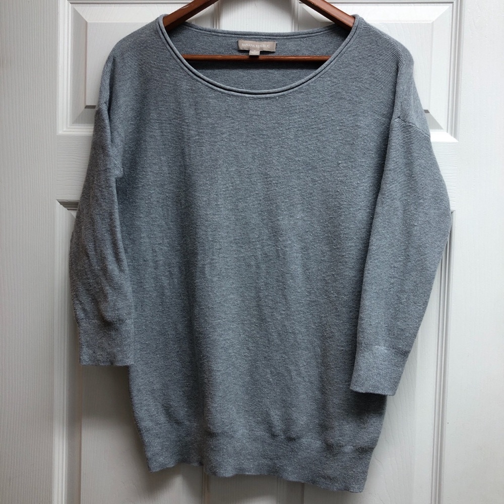 Banana Republic Small Light Gray Long Sleeve Crewneck Sweater